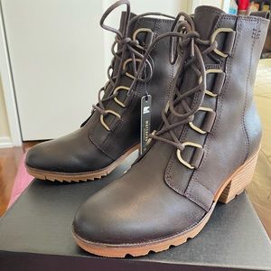 SOREL Cate Boots